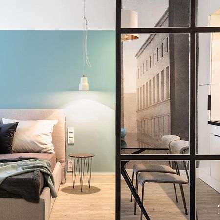 White Boat Apartment Blue Budapest Luaran gambar